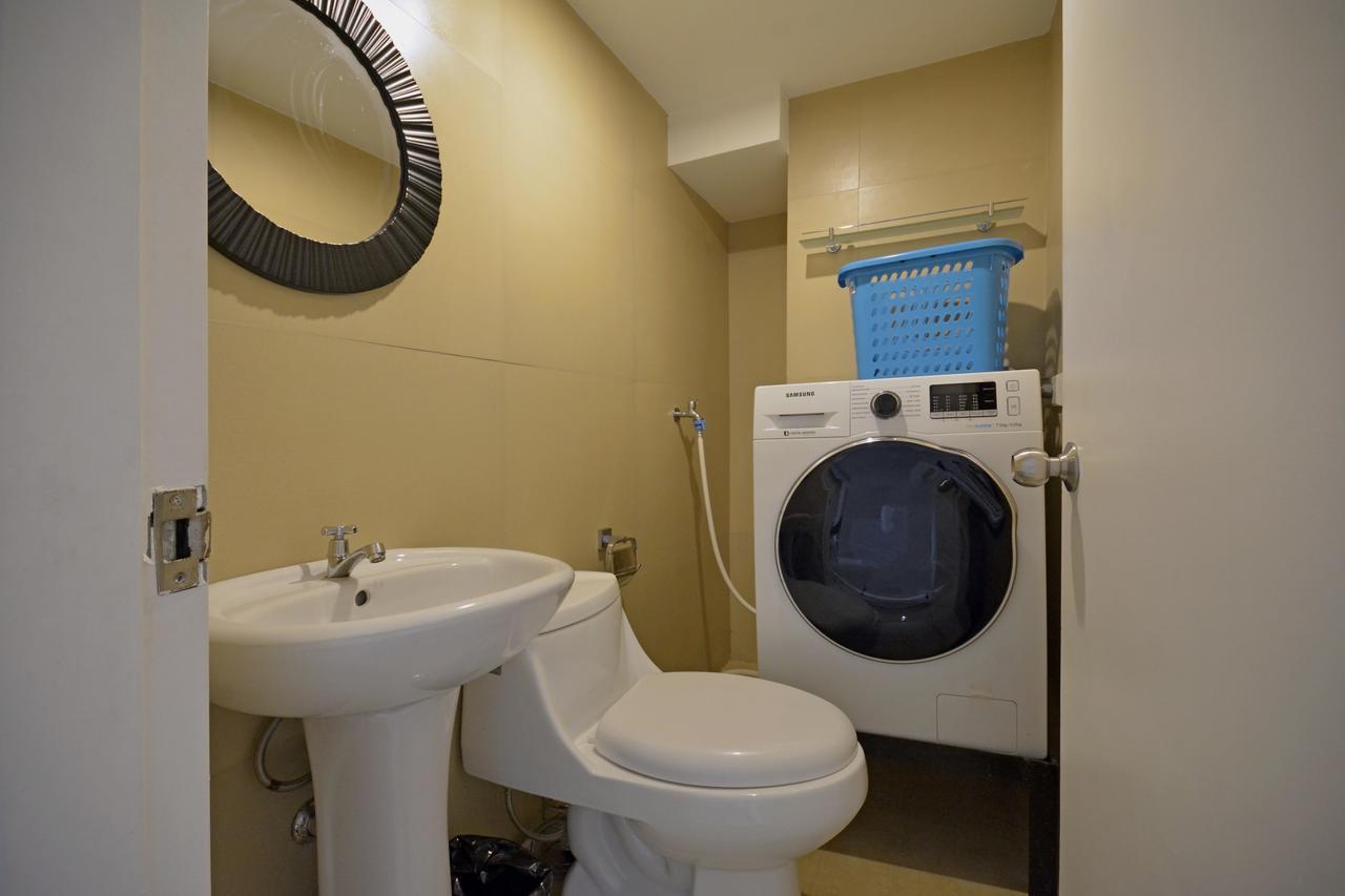 Victoria Soho Suites Manila Exterior photo